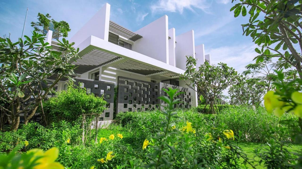 Villas At Oceanami Resort Лонг Хай Екстериор снимка